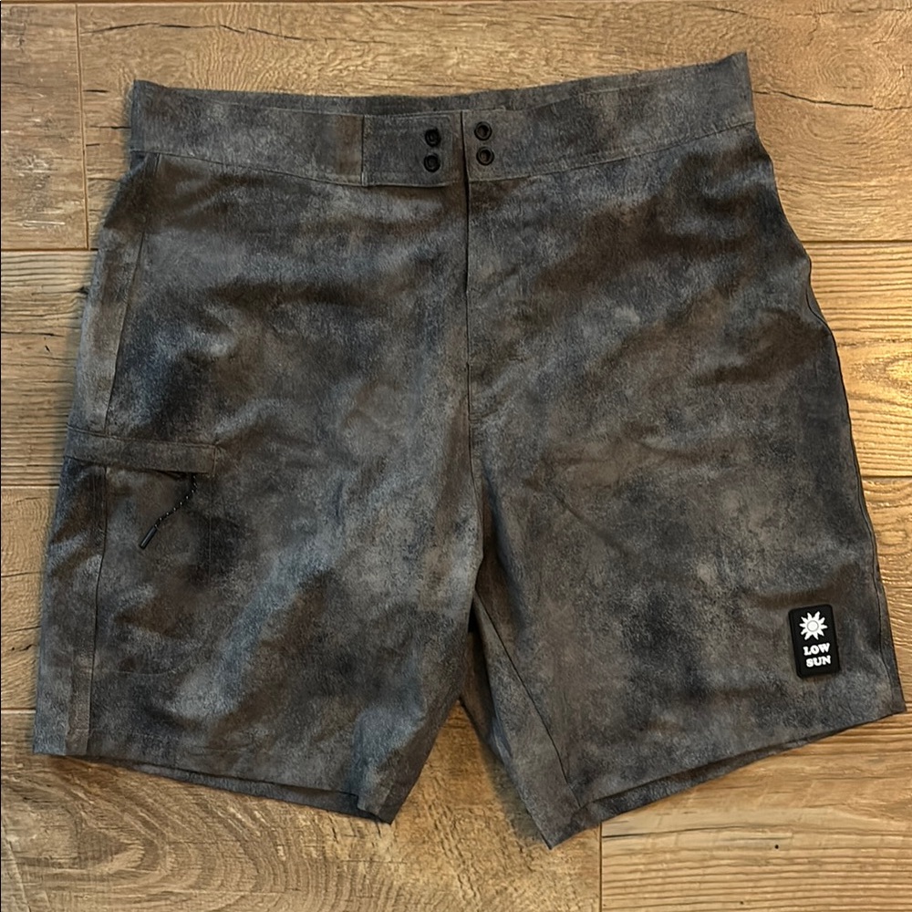 ZARA Men’s Swim Trunks Size Medium